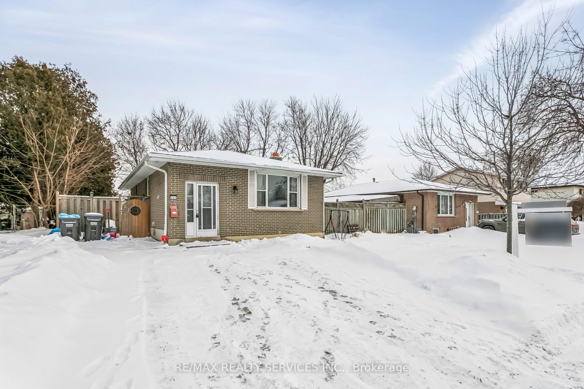 Photo 2 of 253 Vodden Street E, Brampton, Madoc — HOMEH
