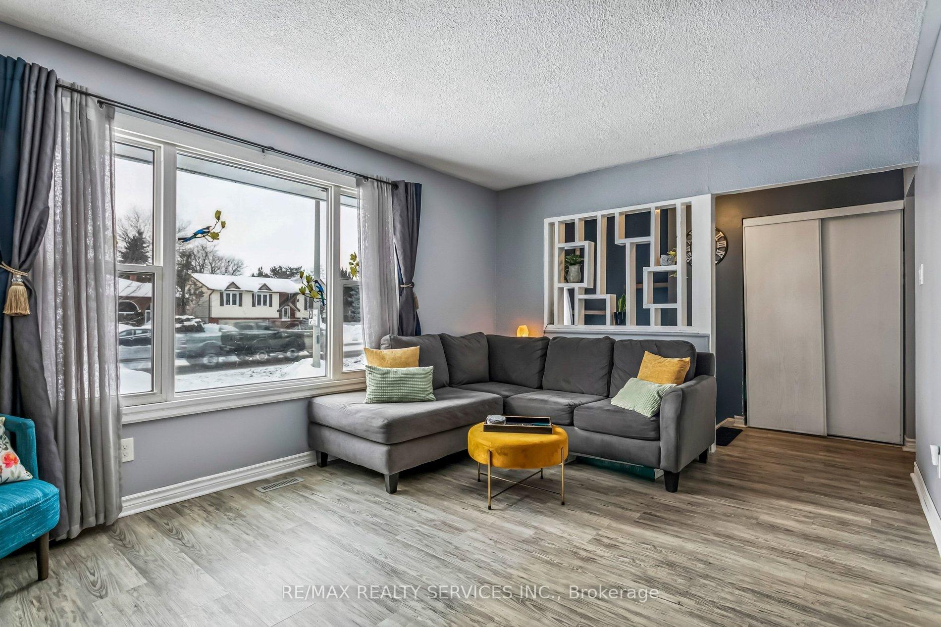 Photo 4 of 253 Vodden Street E, Brampton, Madoc — HOMEH