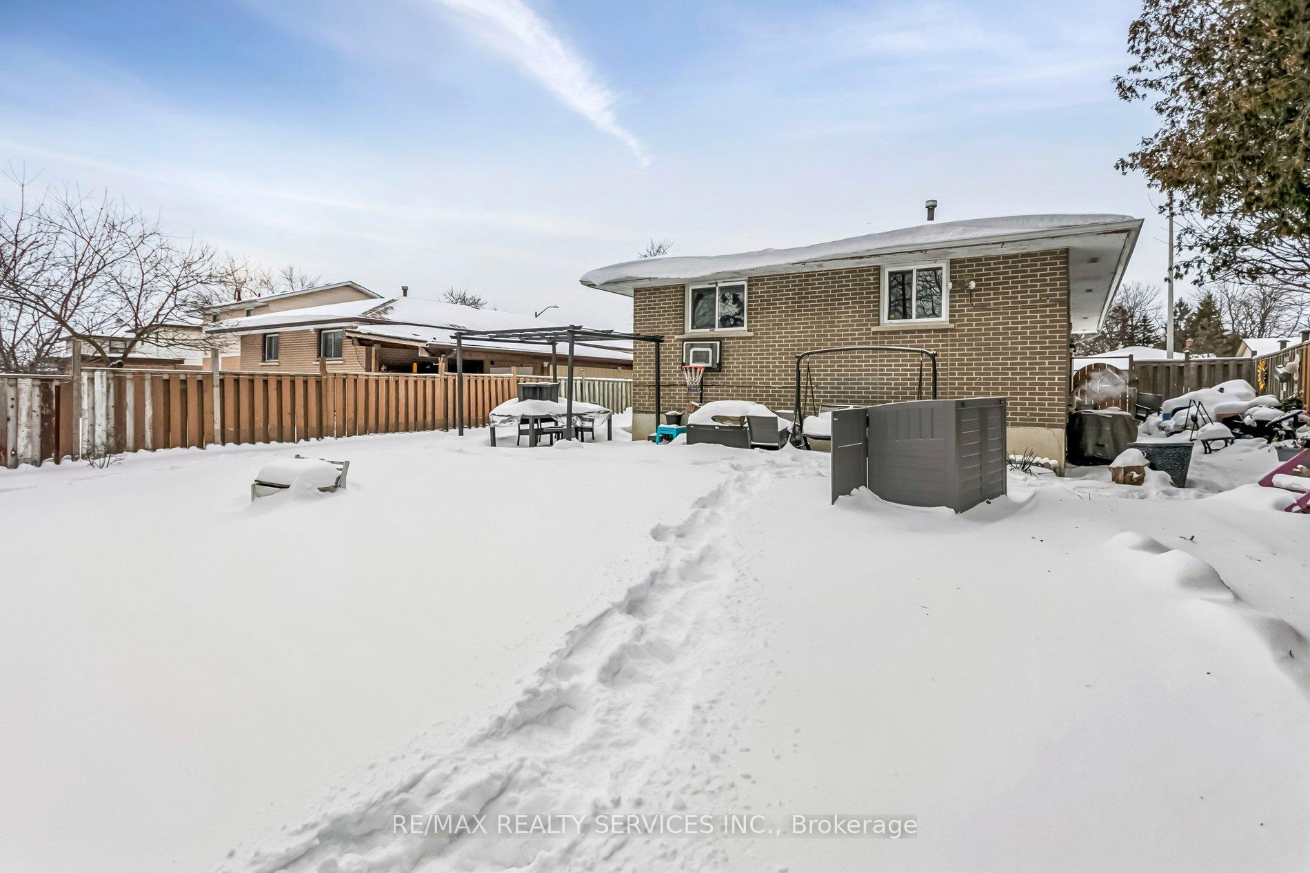 Photo 45 of 253 Vodden Street E, Brampton, Madoc — HOMEH