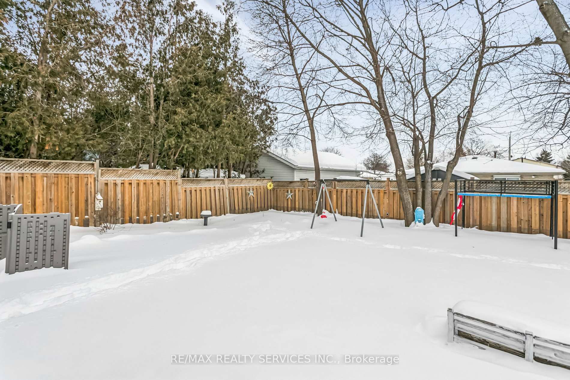 Photo 42 of 253 Vodden Street E, Brampton, Madoc — HOMEH