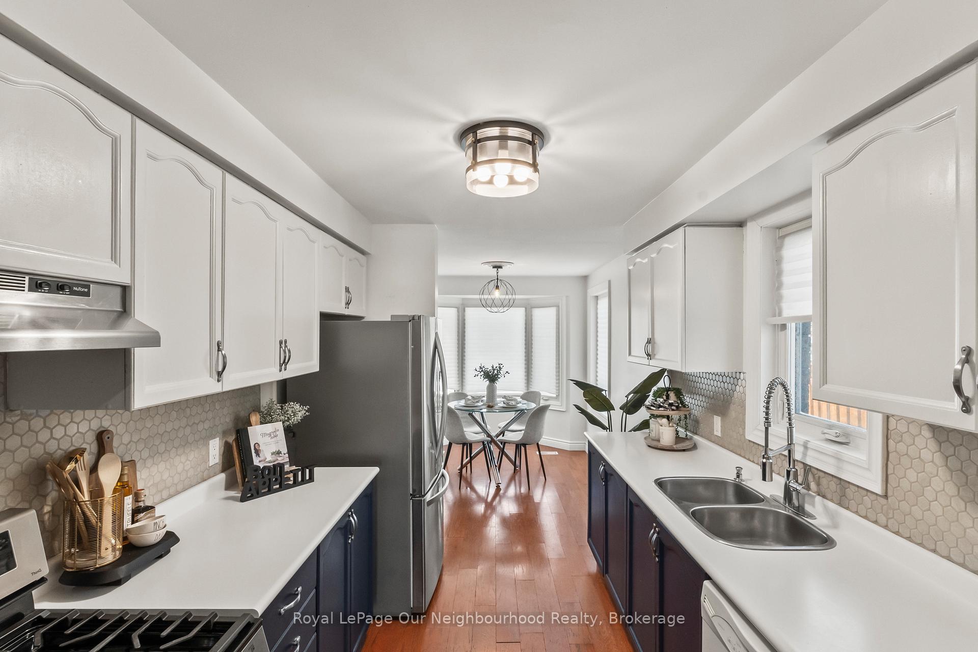 Photo 22 of 815 Buttonbush Court, Oshawa, Pinecrest — HOMEH