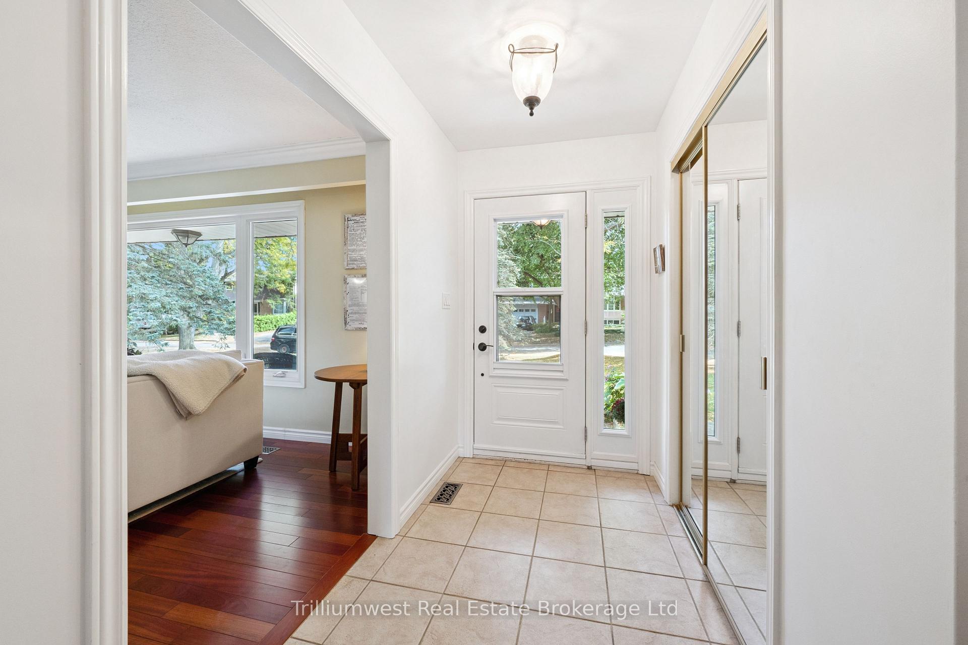 Photo 6 of 15 Karen Avenue, Guelph, Kortright West — HOMEH