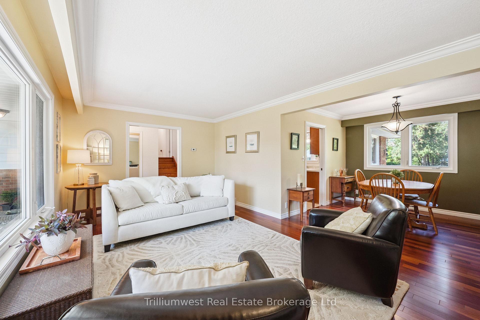 Photo 9 of 15 Karen Avenue, Guelph, Kortright West — HOMEH