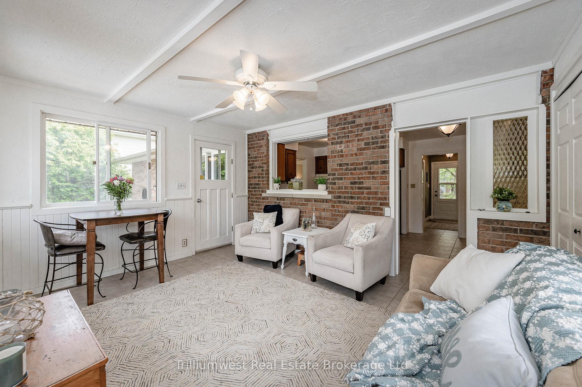 Photo 17 of 15 Karen Avenue, Guelph, Kortright West — HOMEH