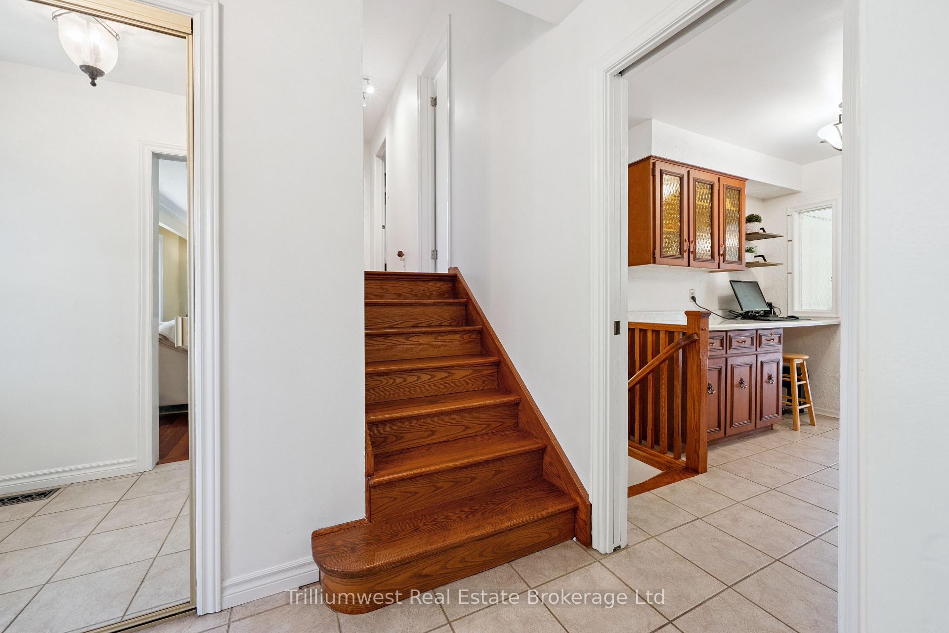 Photo 18 of 15 Karen Avenue, Guelph, Kortright West — HOMEH