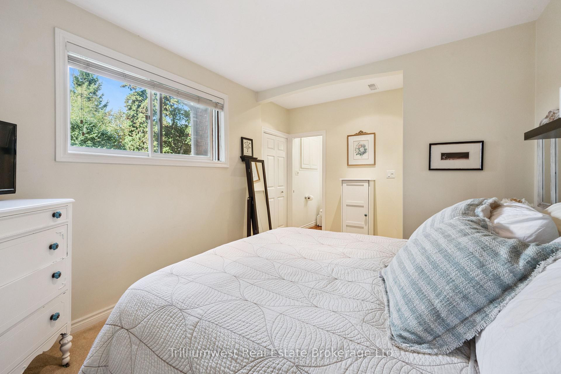 Photo 28 of 15 Karen Avenue, Guelph, Kortright West — HOMEH