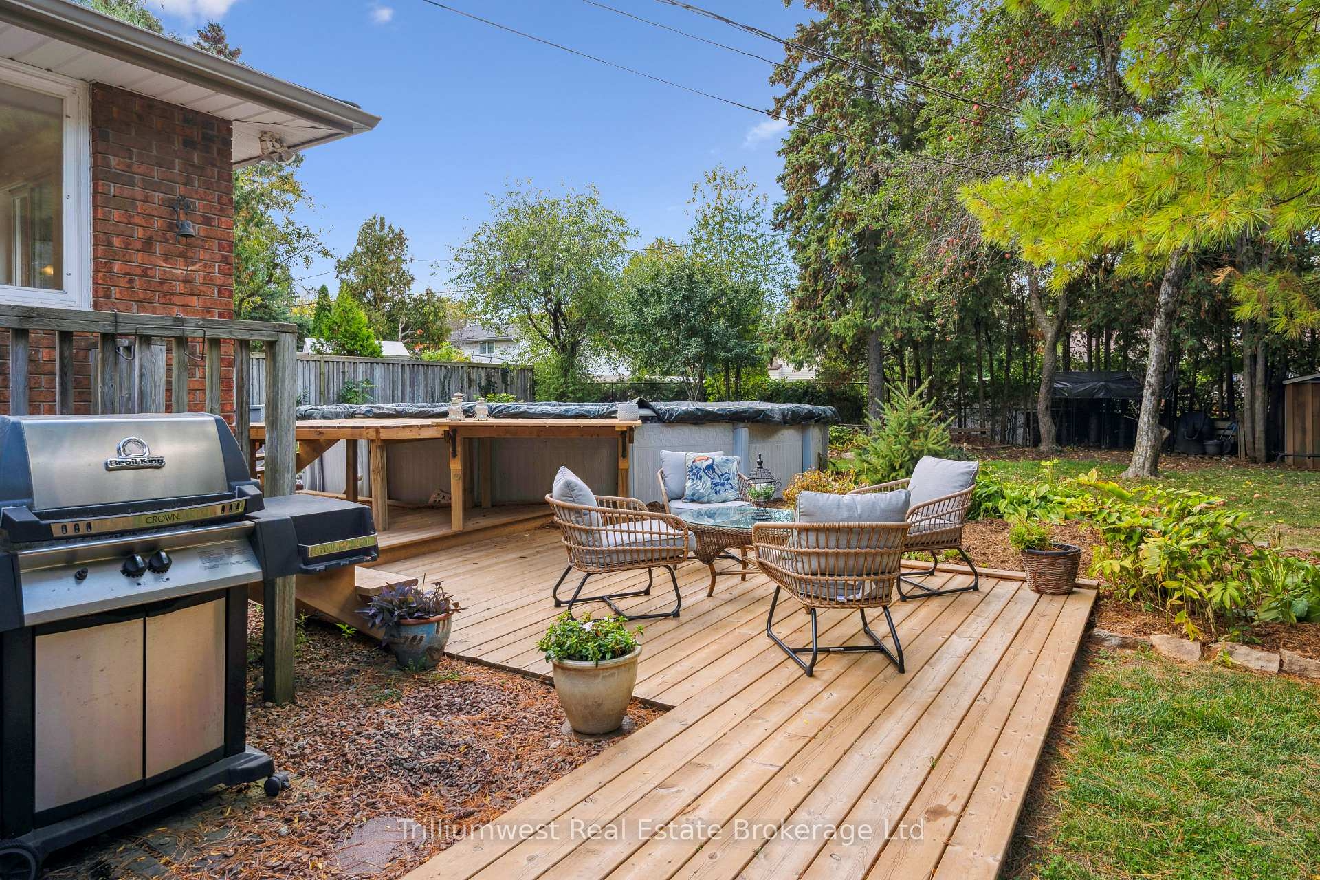 Photo 31 of 15 Karen Avenue, Guelph, Kortright West — HOMEH