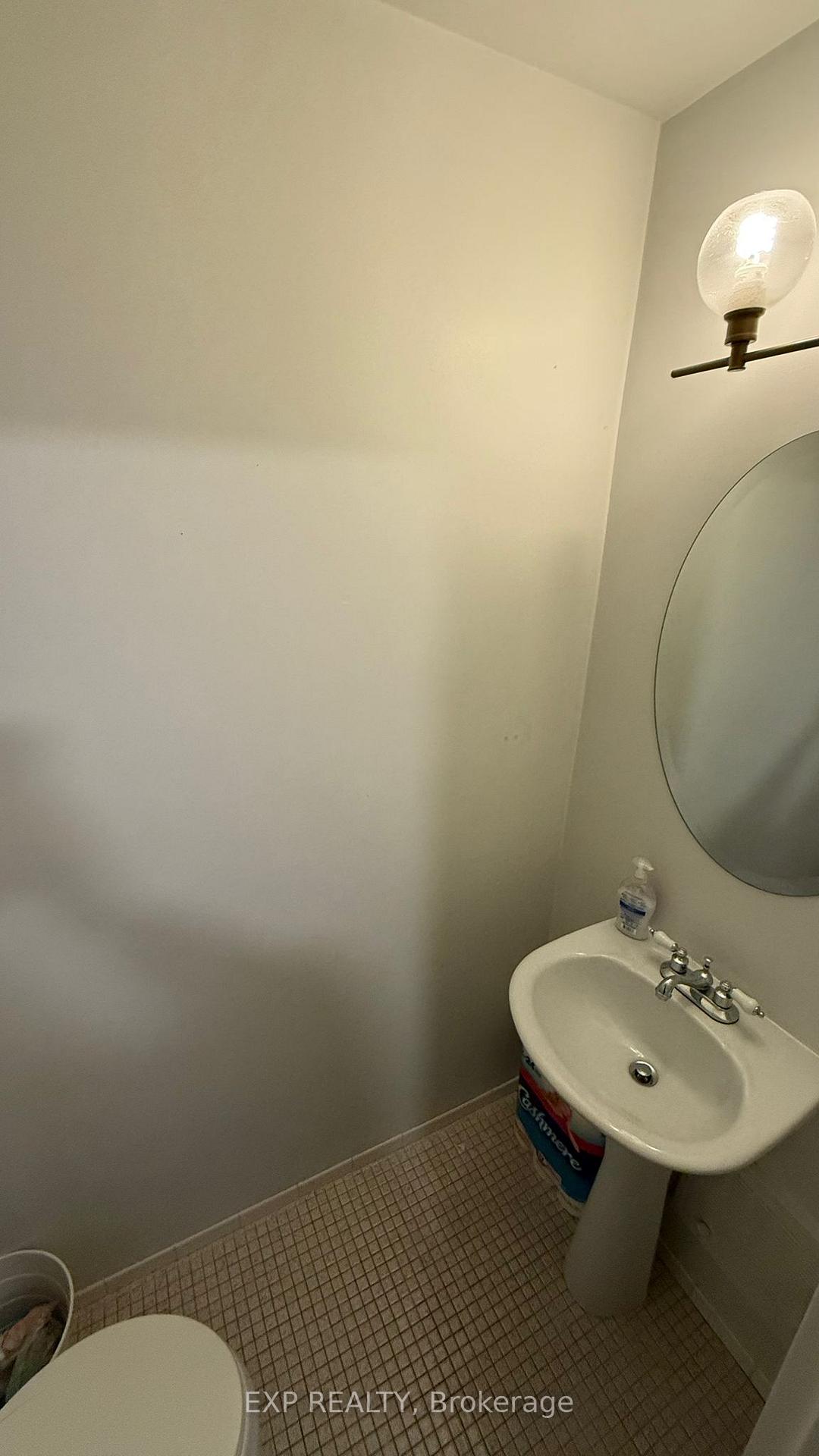 Photo 2 of Unit 633, 515 St Laurent Boulevard, Ottawa, Viscount Alexander Park — HOMEH
