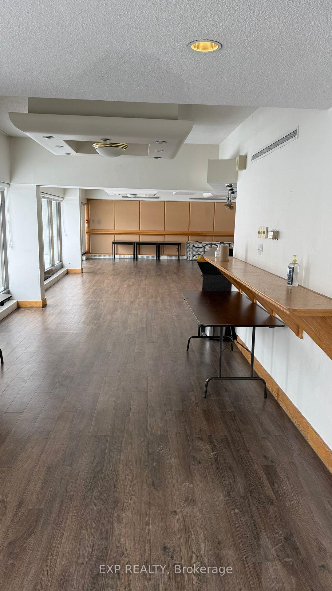 Photo 18 of Unit 633, 515 St Laurent Boulevard, Ottawa, Viscount Alexander Park — HOMEH