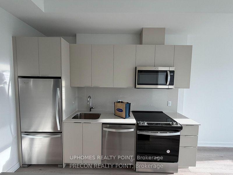Photo 5 of Unit 803, 760 Whitlock Avenue, Milton, Cobban — HOMEH