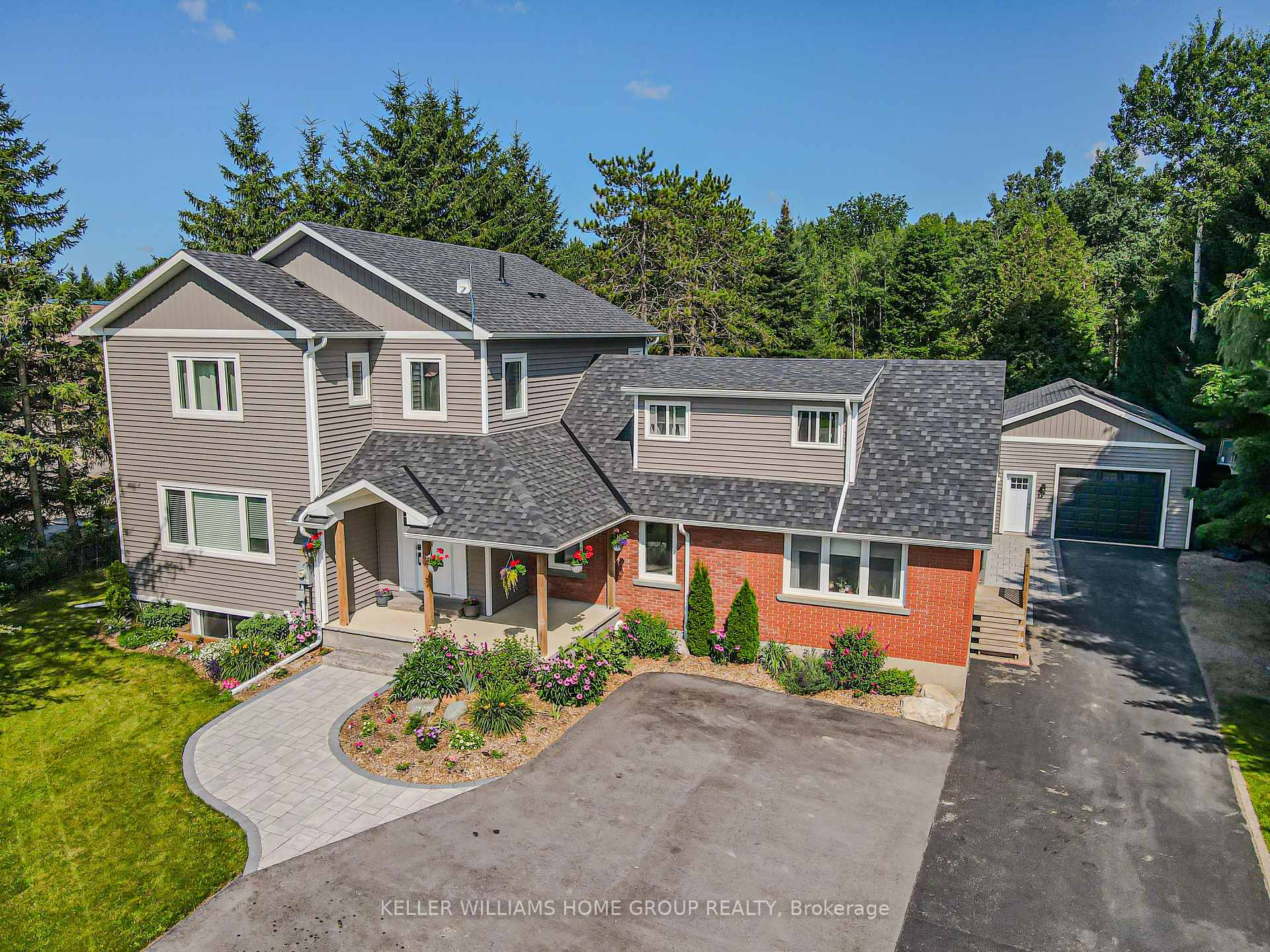 Front of 9432 Wellington Rd 124