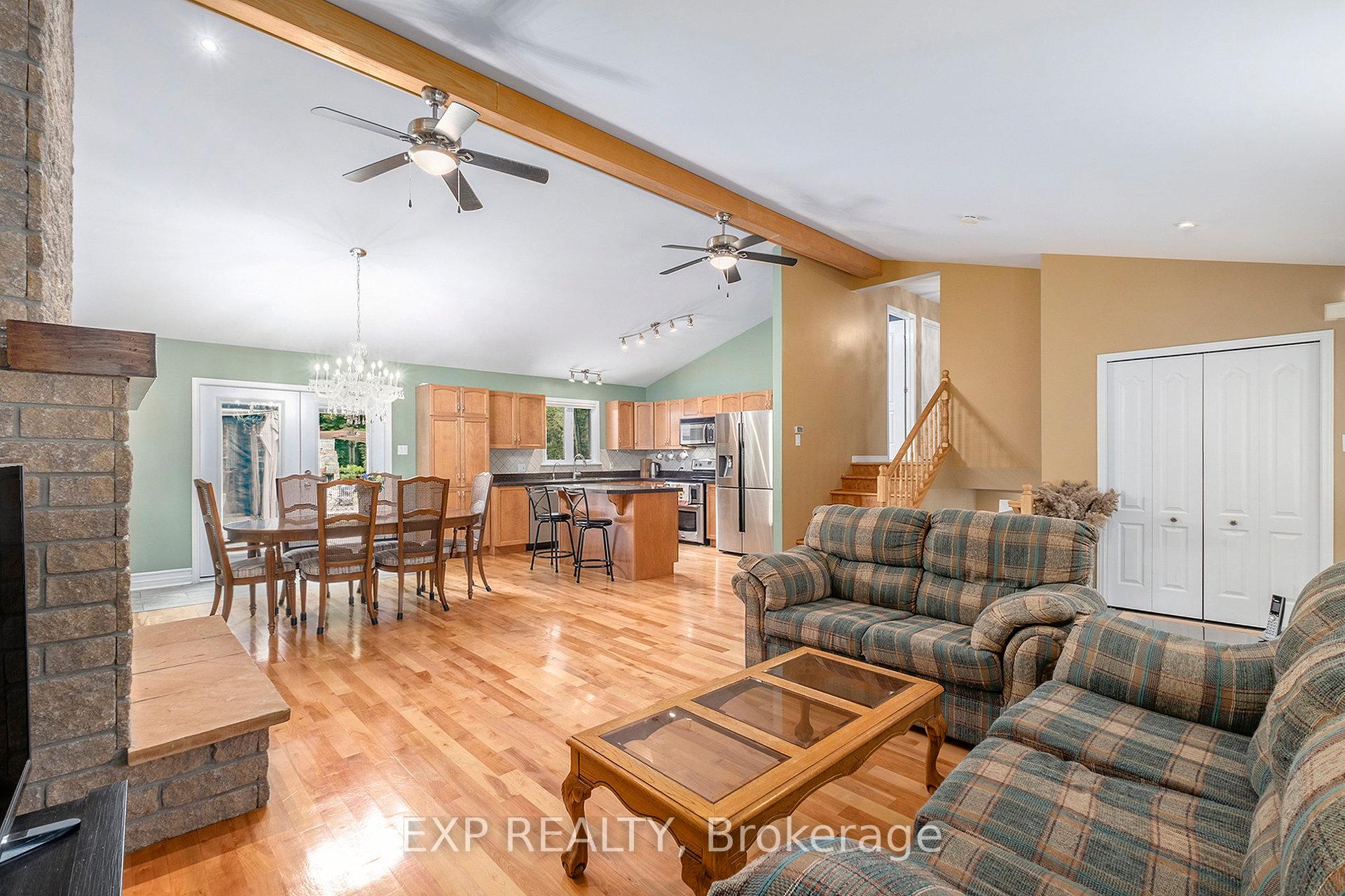 Photo 6 of 3313 Wild Cherry Drive, Ottawa, Osgoode — HOMEH