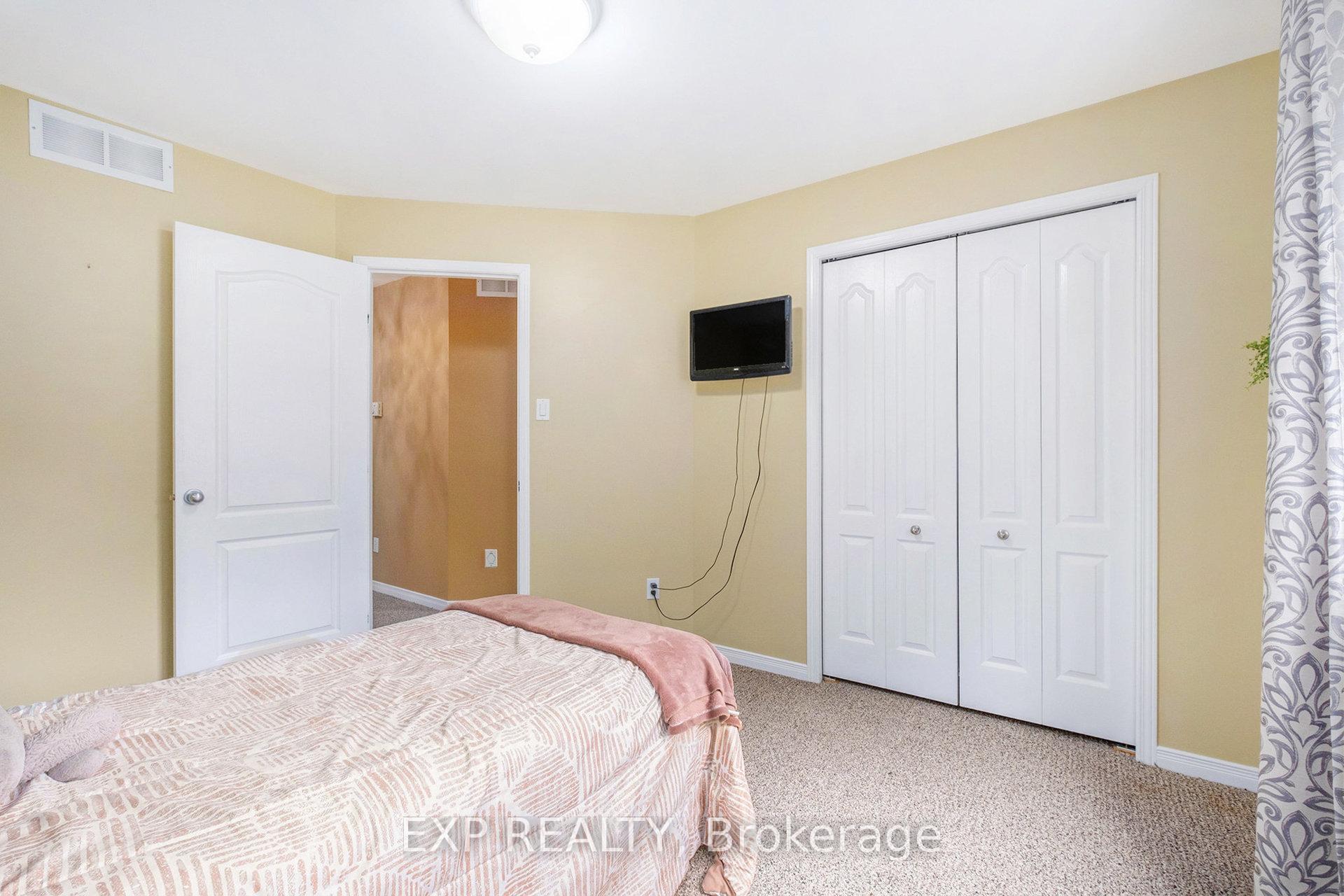 Photo 18 of 3313 Wild Cherry Drive, Ottawa, Osgoode — HOMEH