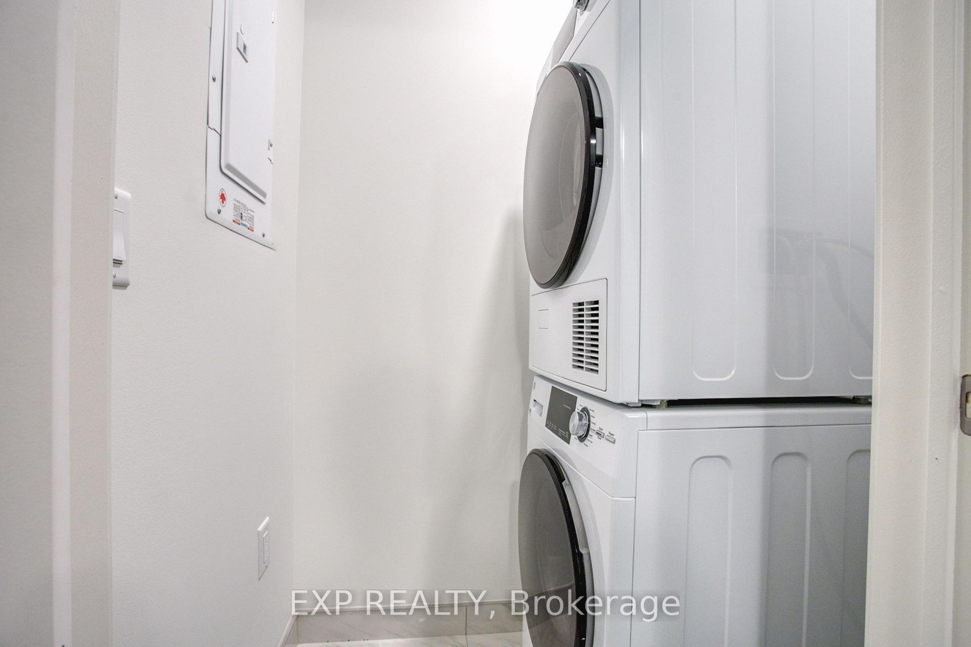 Photo 9 of Unit 508, 461 Green Road, Hamilton, Lakeshore — HOMEH