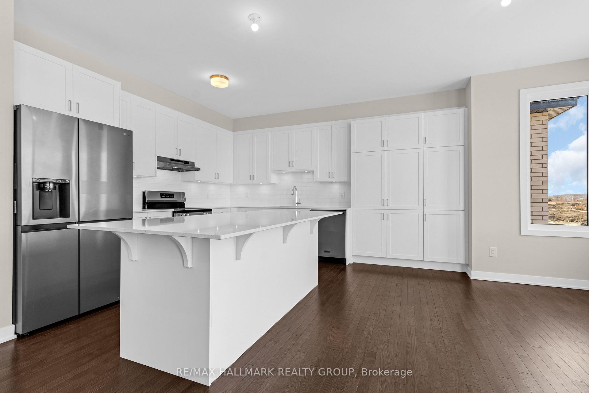 Photo 6 of 162 Conservancy Drive, Ottawa, Barrhaven - Heritage Park — HOMEH