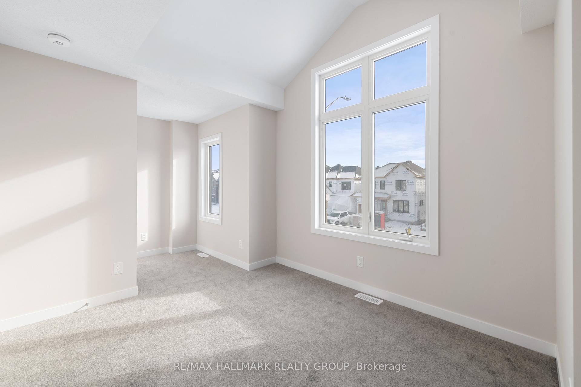 Photo 13 of 162 Conservancy Drive, Ottawa, Barrhaven - Heritage Park — HOMEH