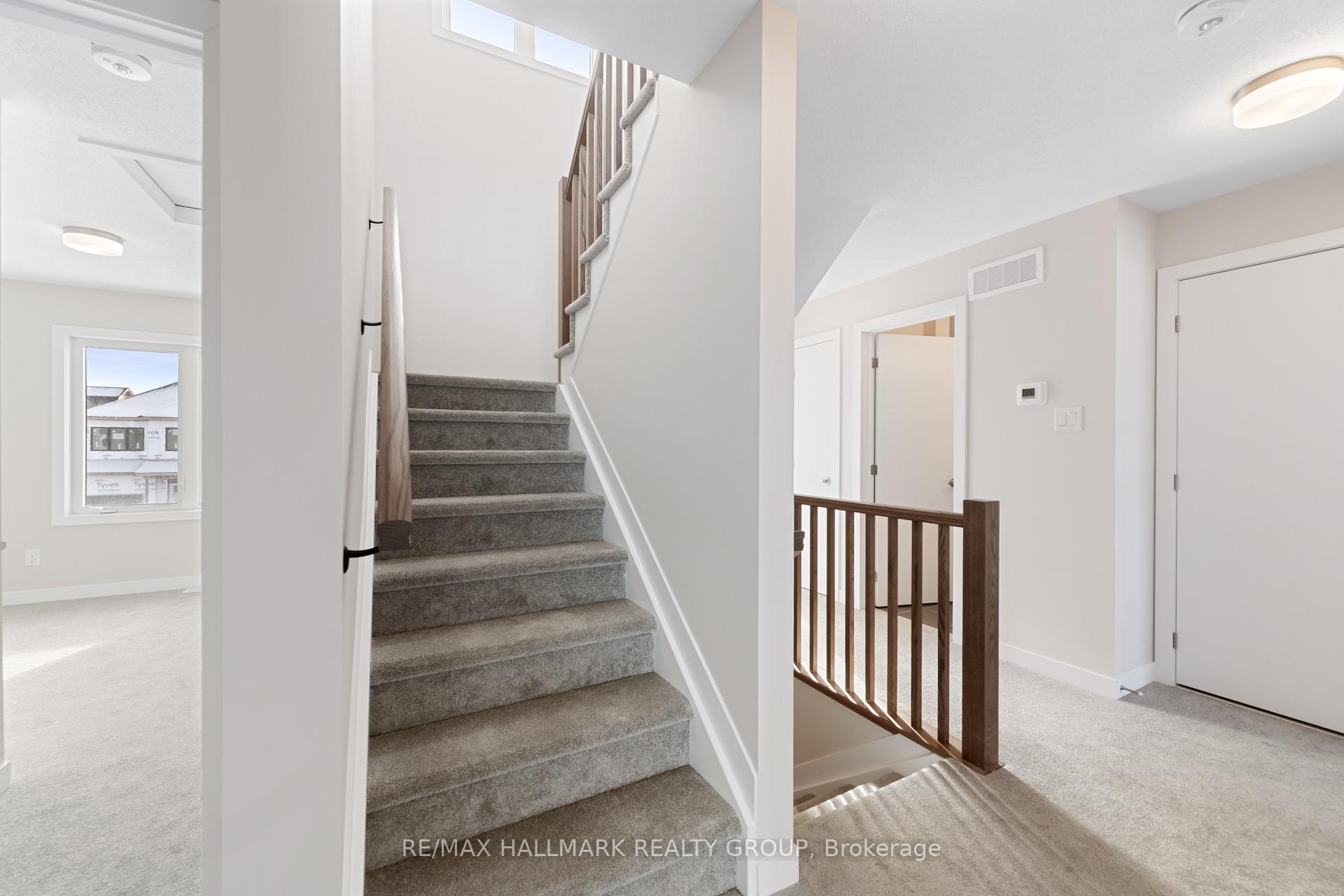 Photo 18 of 162 Conservancy Drive, Ottawa, Barrhaven - Heritage Park — HOMEH