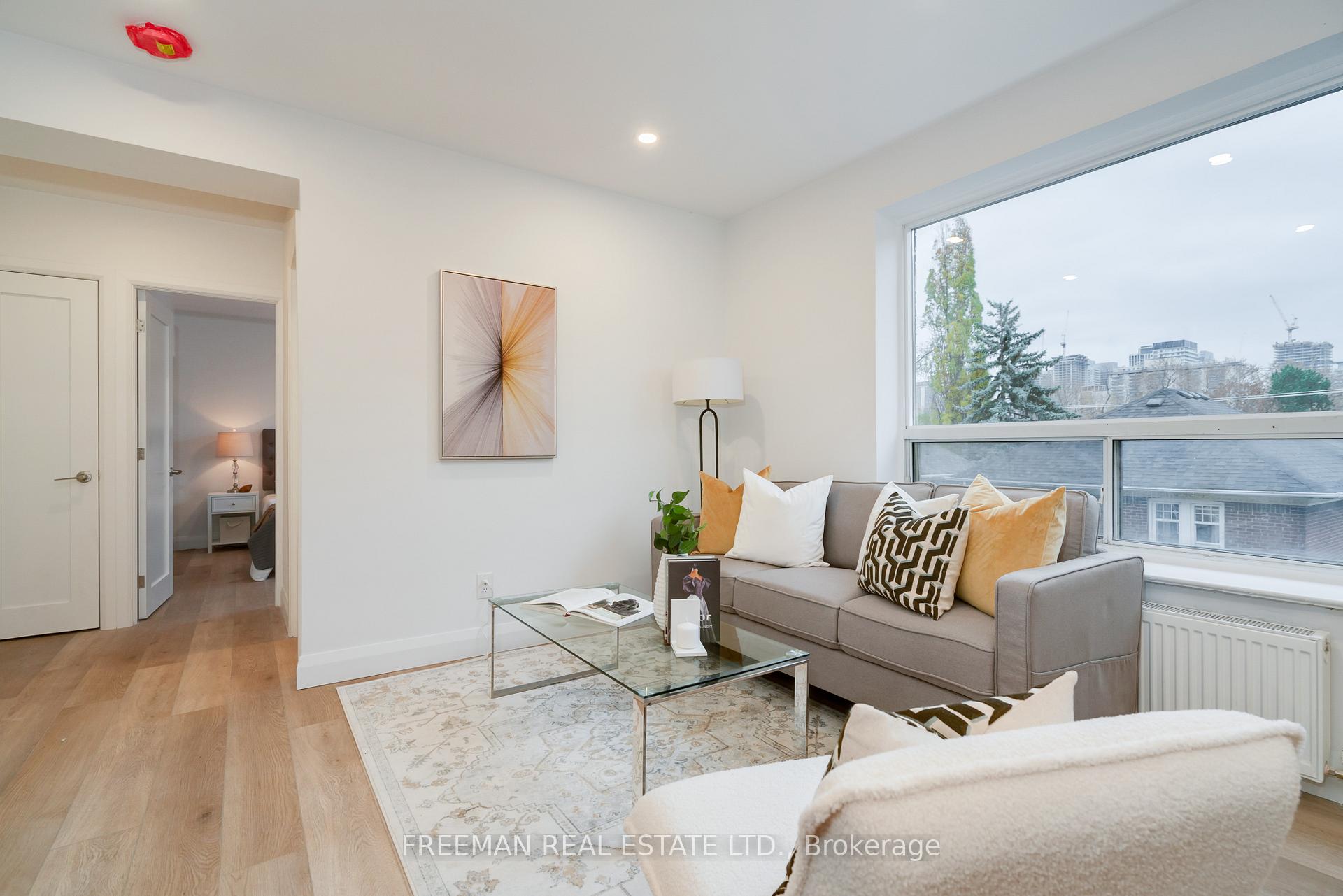 Photo 2 of Unit 313, 2707 Yonge Street, Toronto, Lawrence Park South — HOMEH