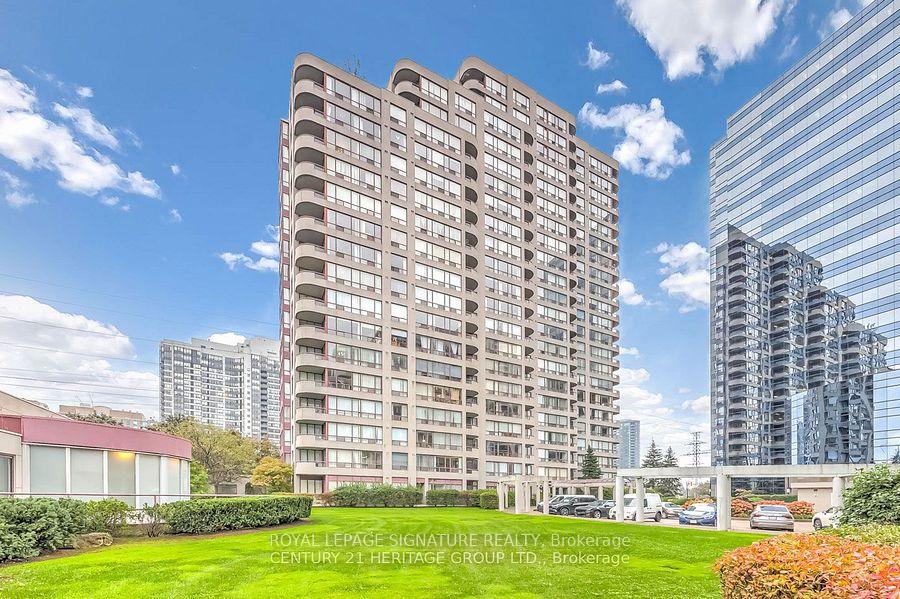 Front of Unit 1610, 5765 Yonge Street