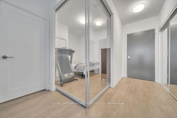 Photo 15 of Unit 810, 286 Main Street, Toronto, East End-Danforth — HOMEH