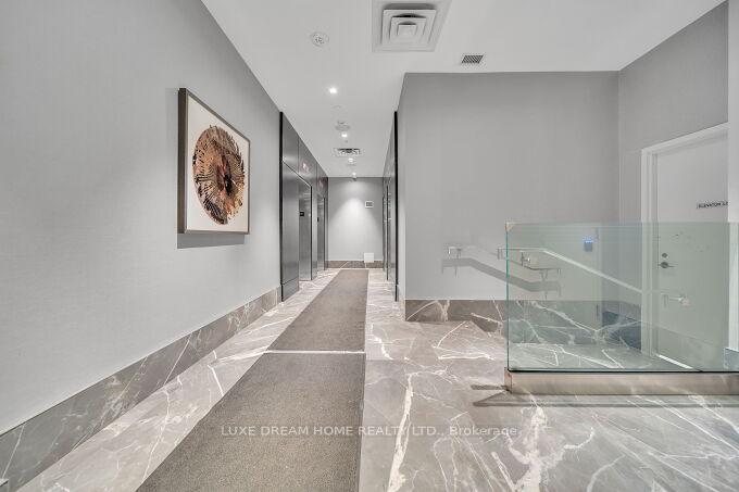 Photo 34 of Unit 810, 286 Main Street, Toronto, East End-Danforth — HOMEH