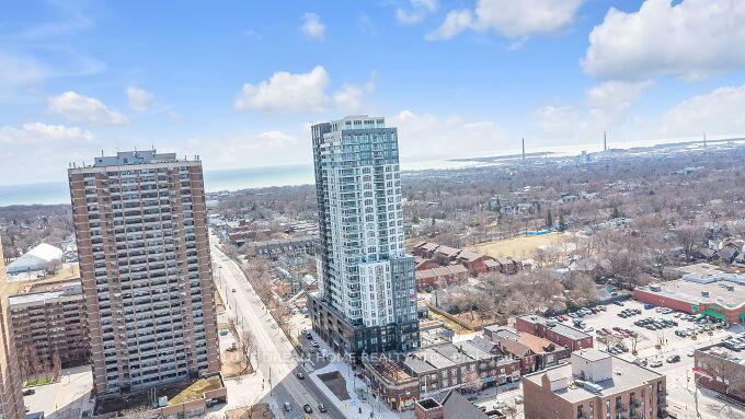 Photo 37 of Unit 810, 286 Main Street, Toronto, East End-Danforth — HOMEH