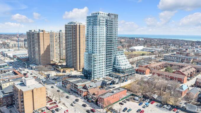 Photo 41 of Unit 810, 286 Main Street, Toronto, East End-Danforth — HOMEH