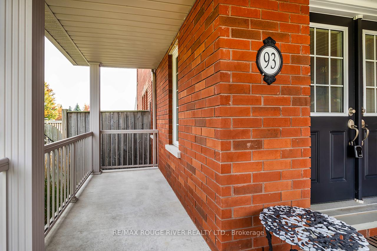 Photo 6 of 93 Bathgate Crescent, Clarington, Courtice — HOMEH