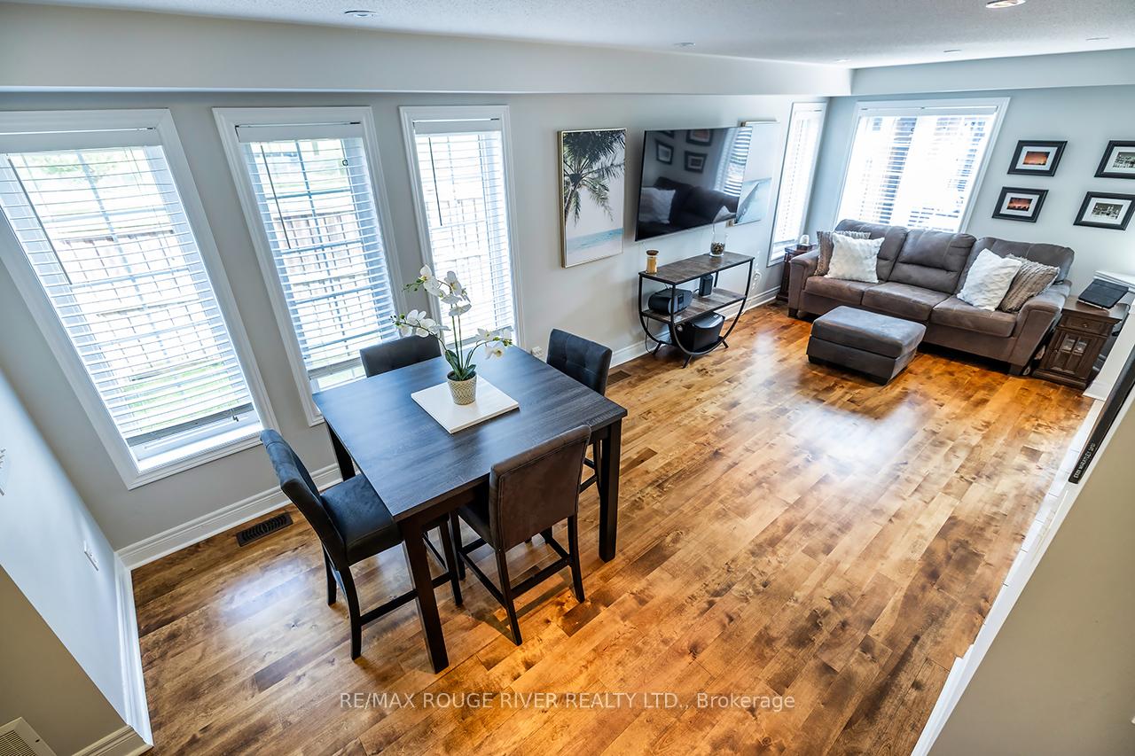 Photo 12 of 93 Bathgate Crescent, Clarington, Courtice — HOMEH