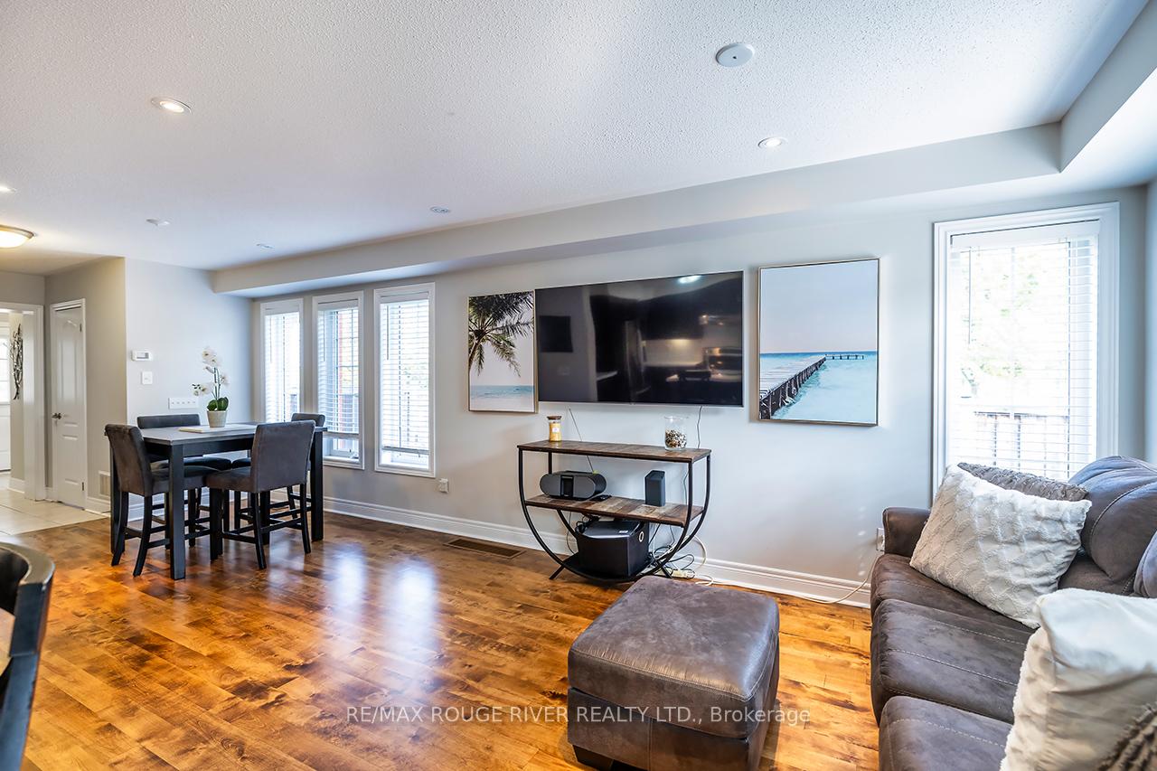 Photo 16 of 93 Bathgate Crescent, Clarington, Courtice — HOMEH