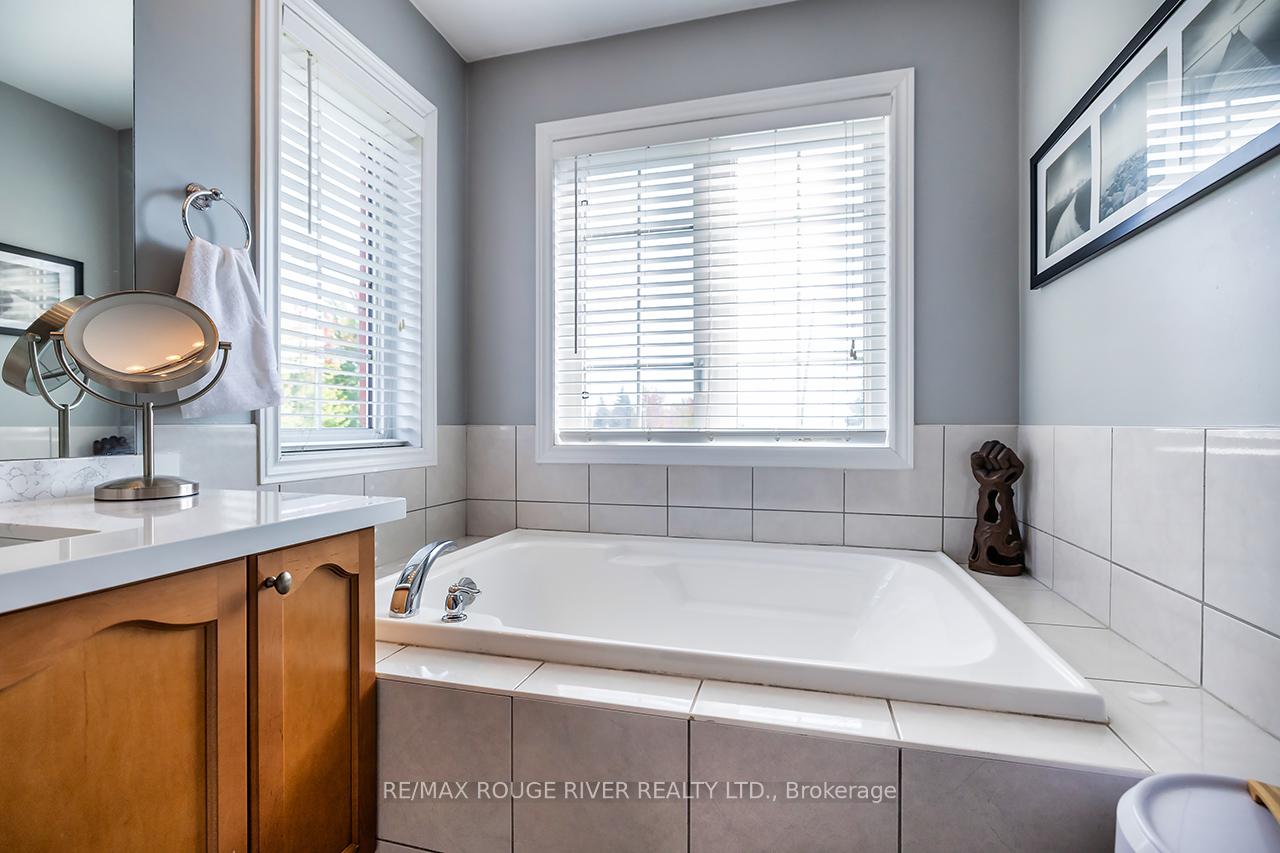 Photo 27 of 93 Bathgate Crescent, Clarington, Courtice — HOMEH