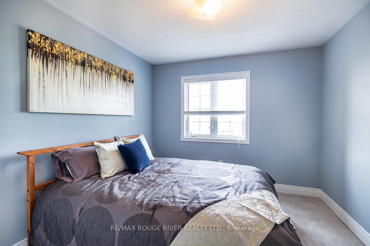 Photo 31 of 93 Bathgate Crescent, Clarington, Courtice — HOMEH