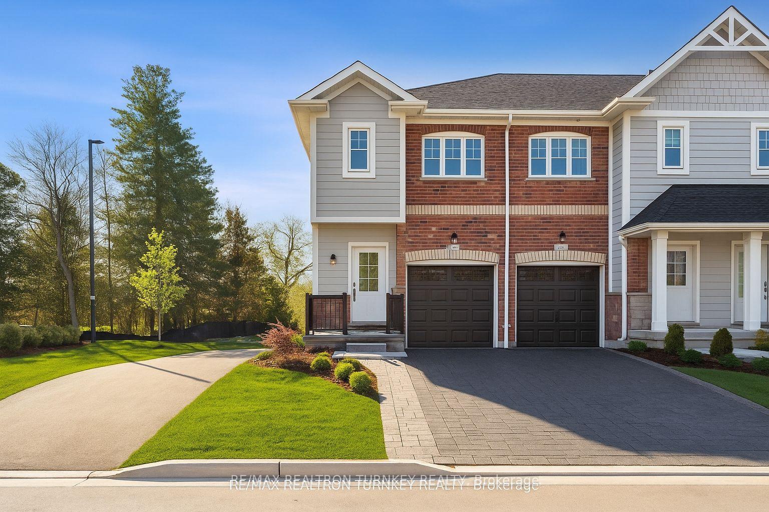 Front of 15 Ravenscraig Place
