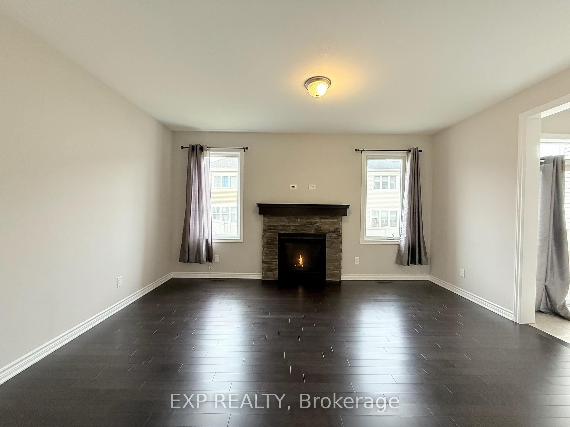 Photo 14 of 712 Devario Crescent, Ottawa, Barrhaven - Half Moon Bay — HOMEH