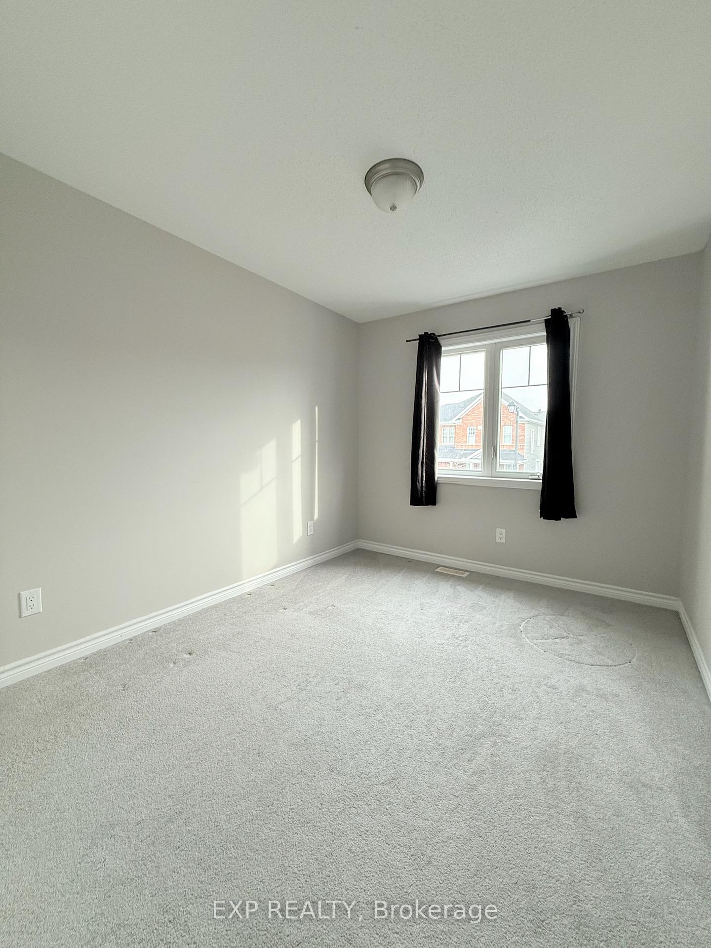 Photo 16 of 712 Devario Crescent, Ottawa, Barrhaven - Half Moon Bay — HOMEH