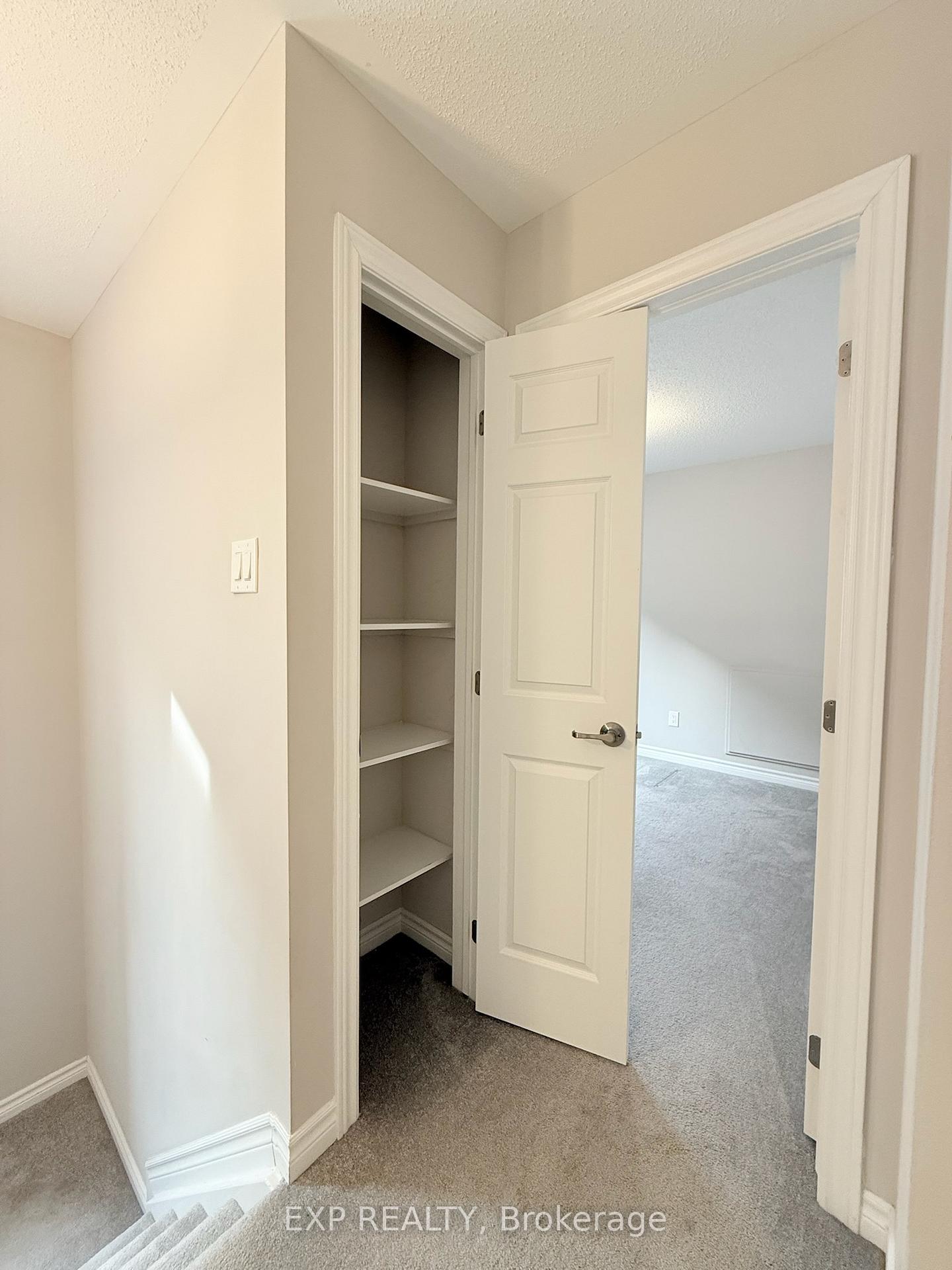 Photo 31 of 712 Devario Crescent, Ottawa, Barrhaven - Half Moon Bay — HOMEH