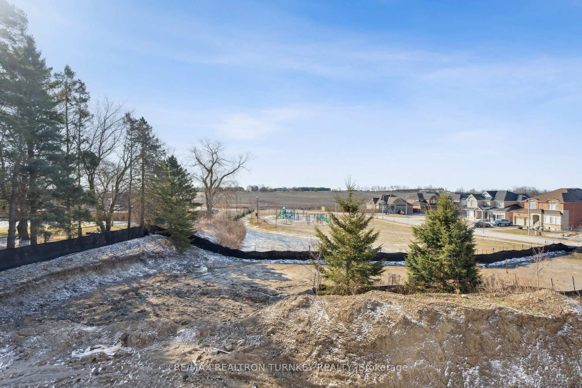 Photo 14 of 15 Ravenscraig Place, Innisfil, Cookstown — HOMEH