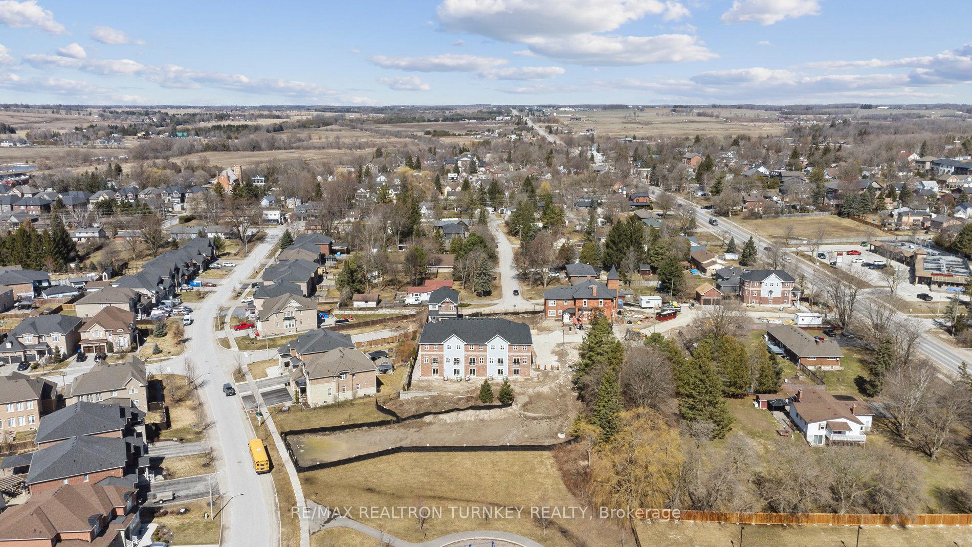 Photo 19 of 15 Ravenscraig Place, Innisfil, Cookstown — HOMEH