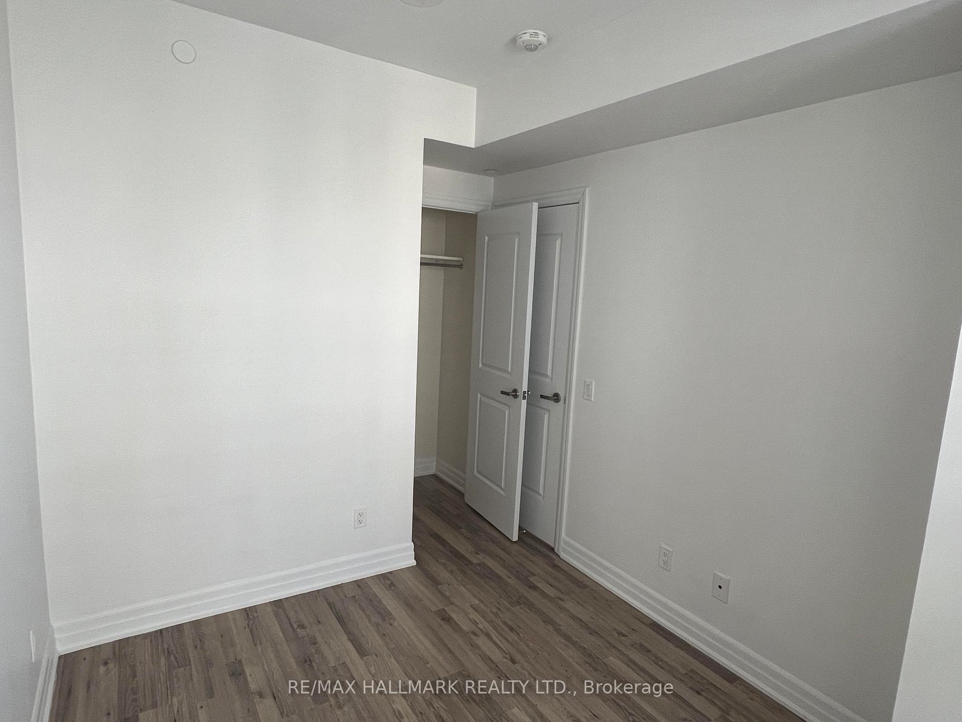 Photo 8 of Unit 1603, 9085 Jane Street, Vaughan, Concord — HOMEH