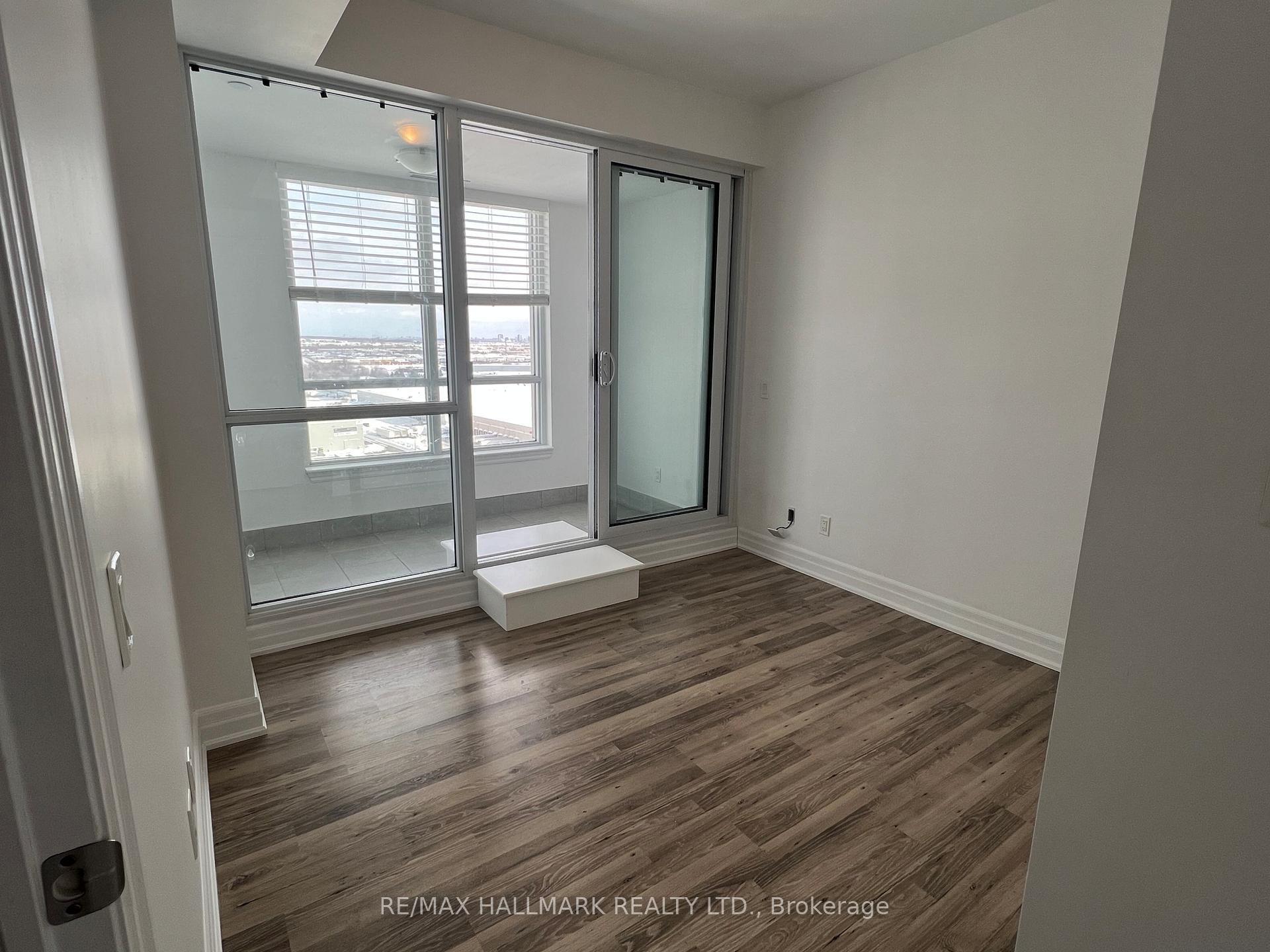 Photo 4 of Unit 1603, 9085 Jane Street, Vaughan, Concord — HOMEH