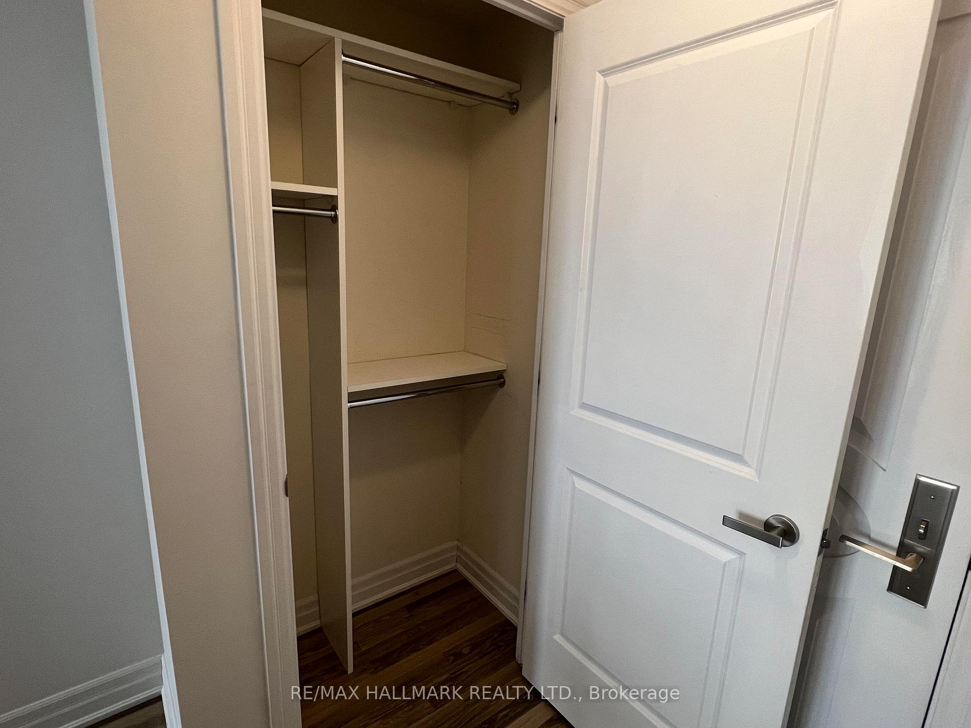 Photo 11 of Unit 1603, 9085 Jane Street, Vaughan, Concord — HOMEH