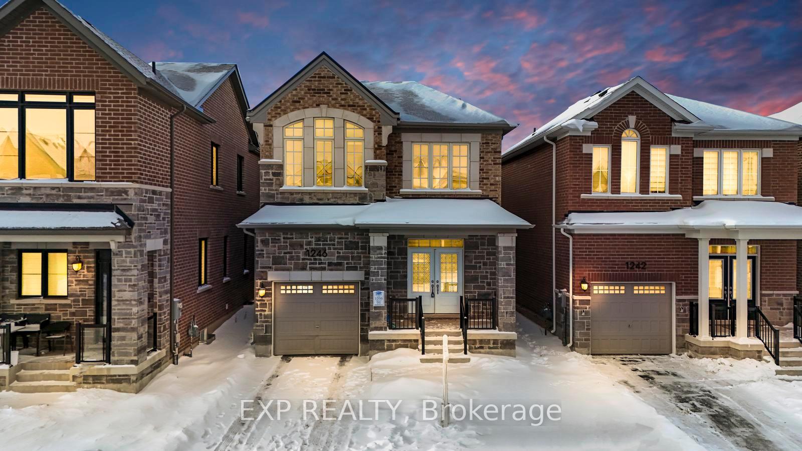 Front of 1246 Muskoka Heights