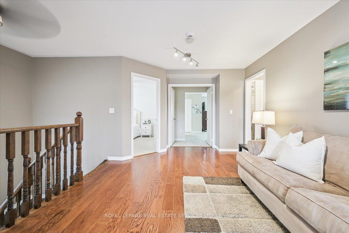 Photo 19 of 3187 Cotter Road, Burlington, Alton — HOMEH