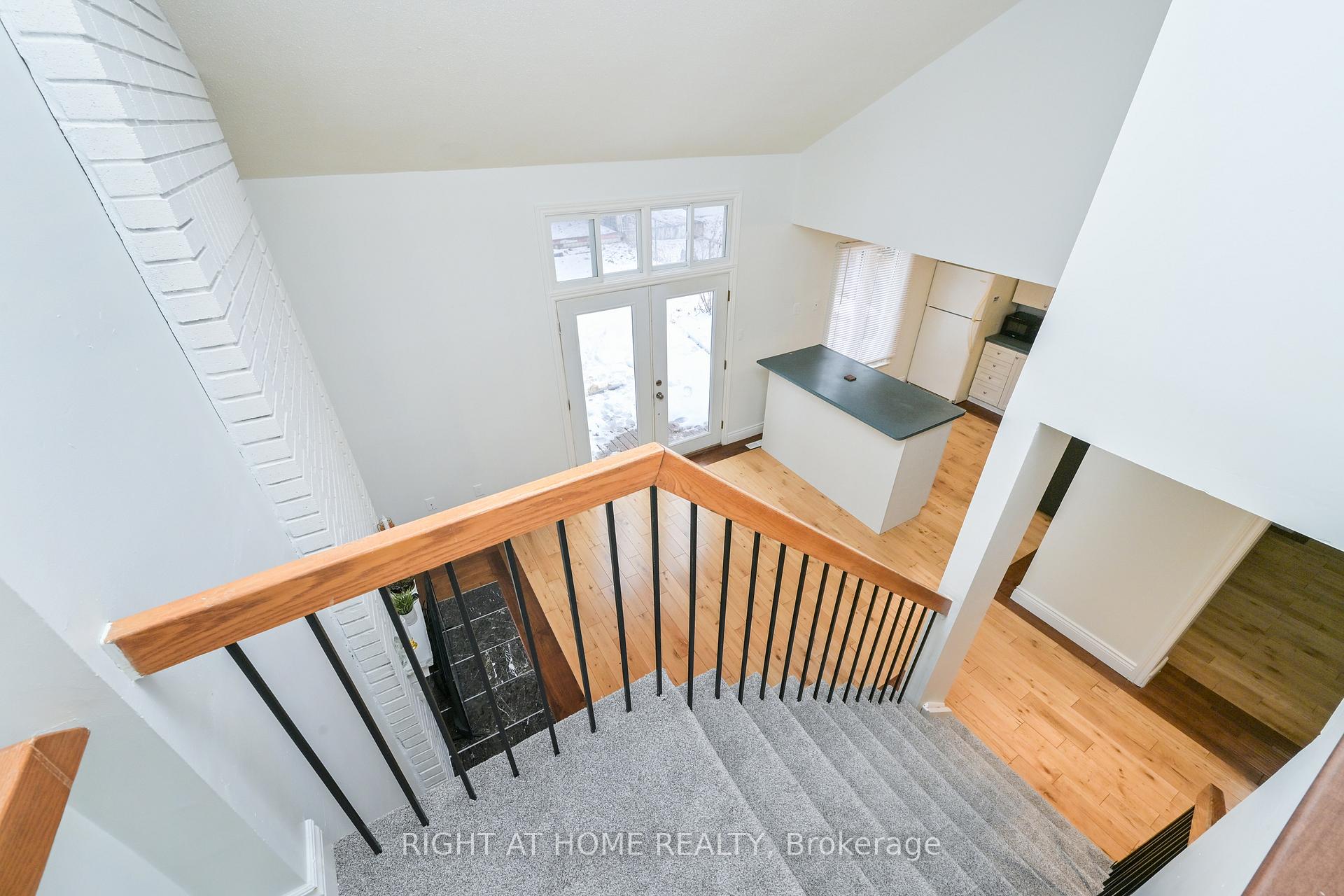 Photo 14 of 82 Leacrest Street, Brampton, Westgate — HOMEH
