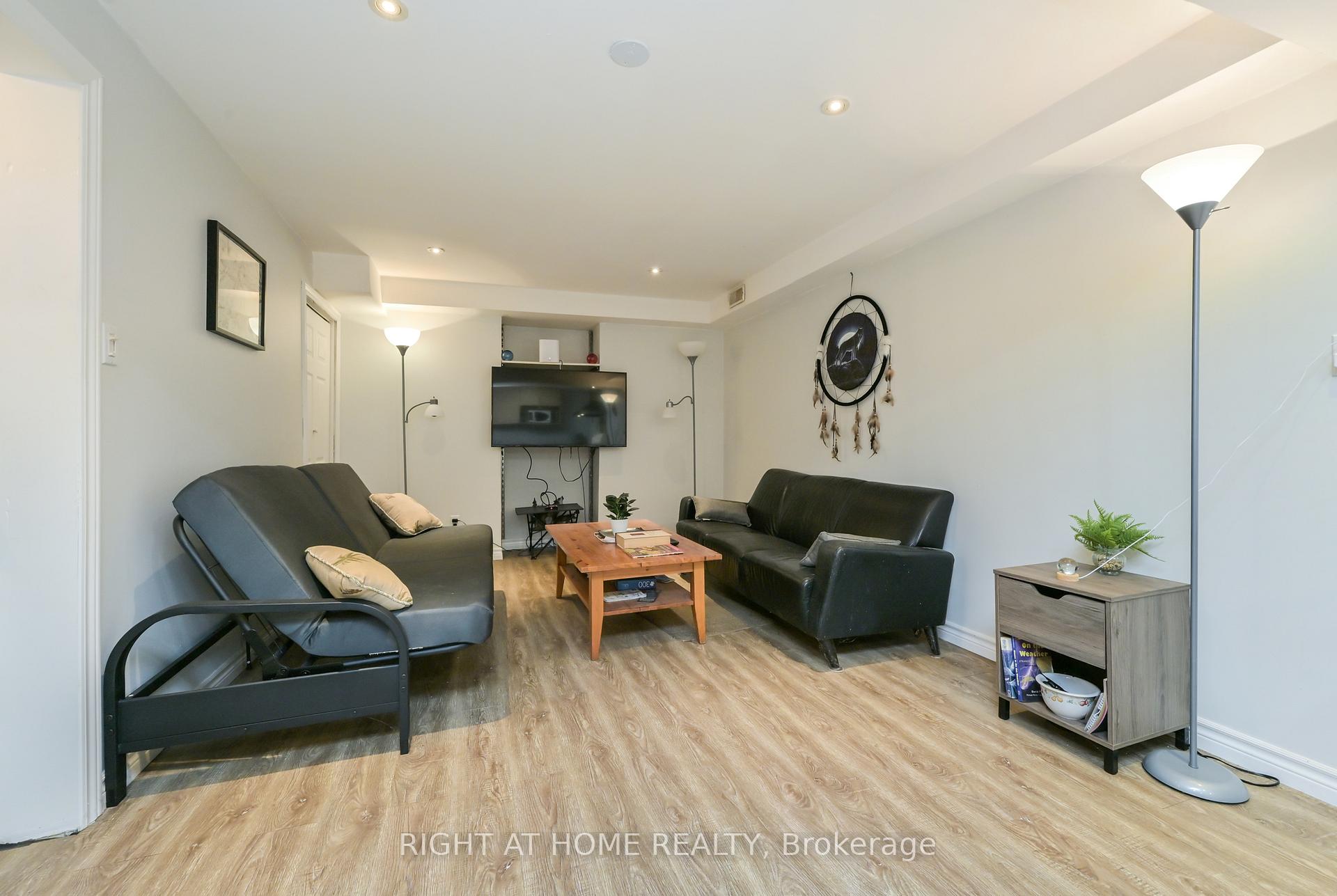 Photo 25 of 82 Leacrest Street, Brampton, Westgate — HOMEH