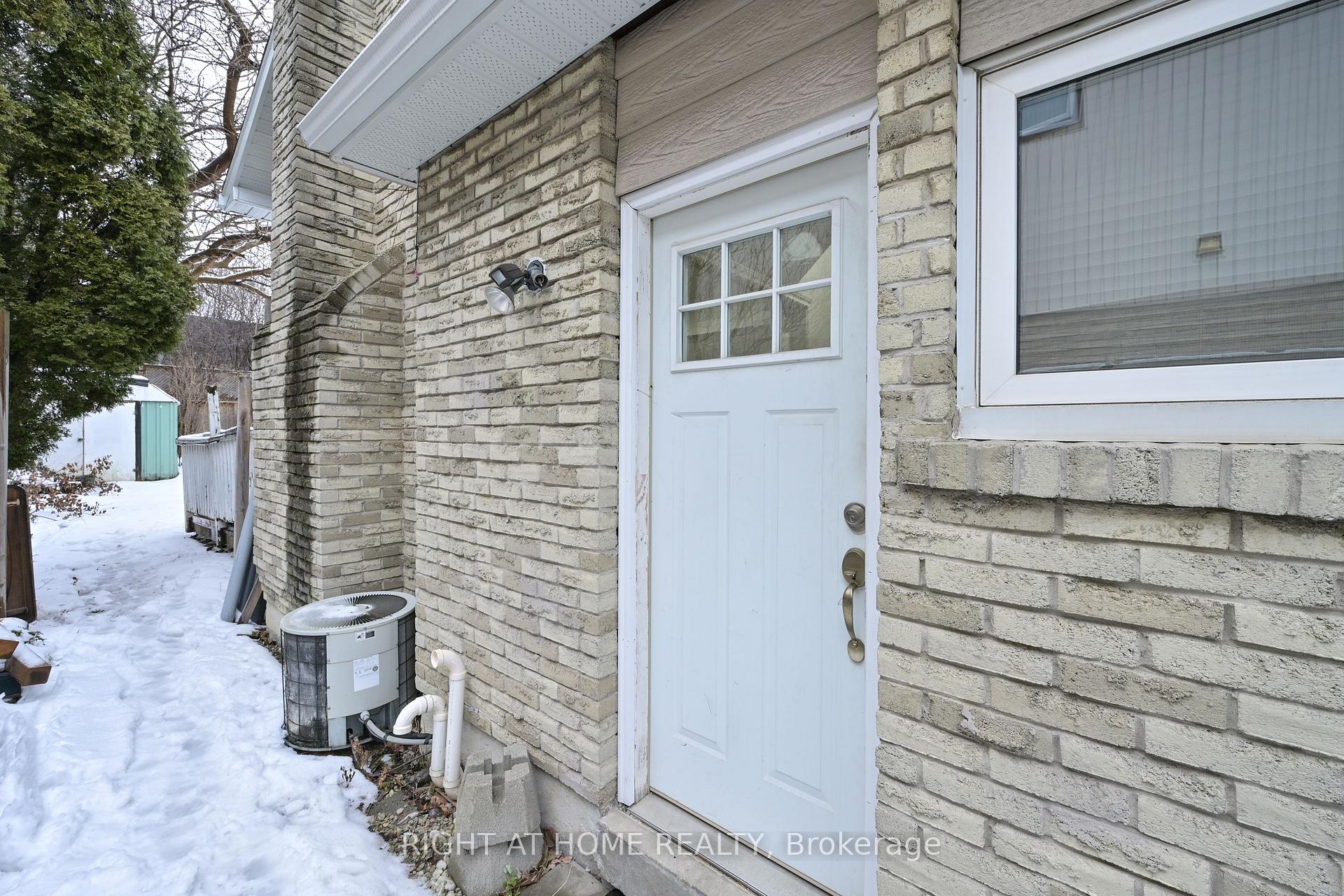 Photo 15 of 82 Leacrest Street, Brampton, Westgate — HOMEH