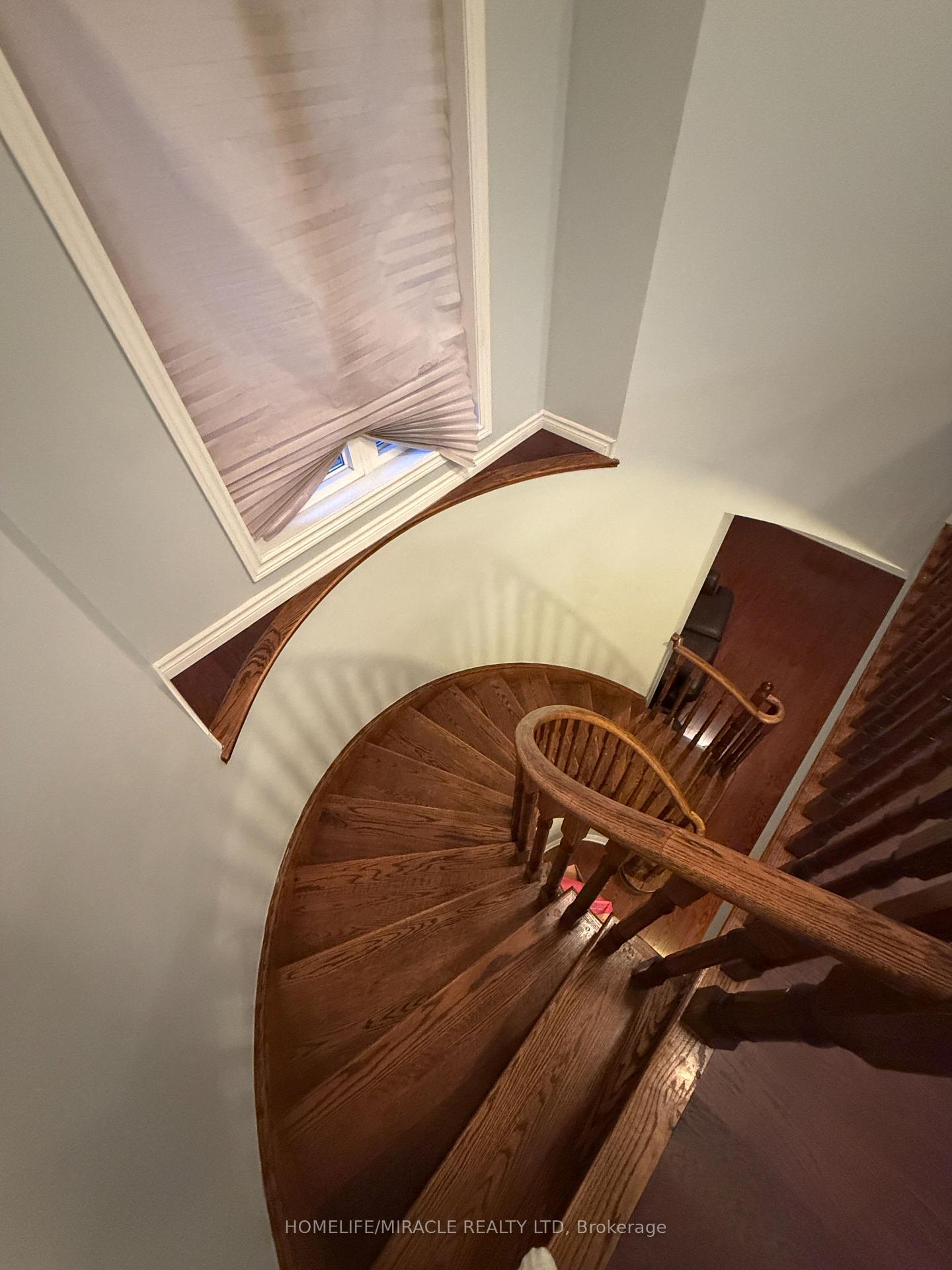 Photo 33 of 2251 Kwinter Road, Oakville, West Oak Trails — HOMEH