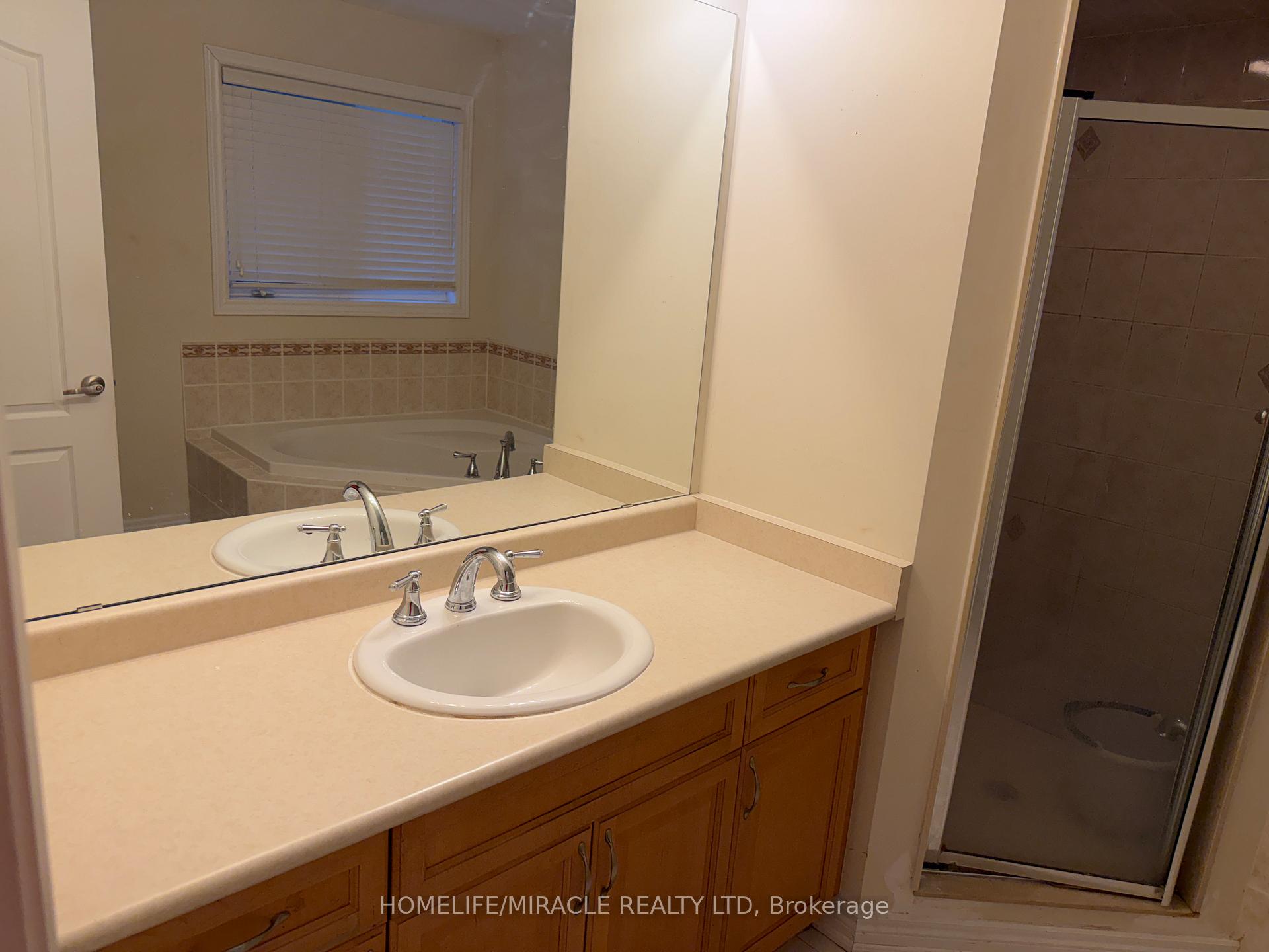 Photo 12 of 2251 Kwinter Road, Oakville, West Oak Trails — HOMEH