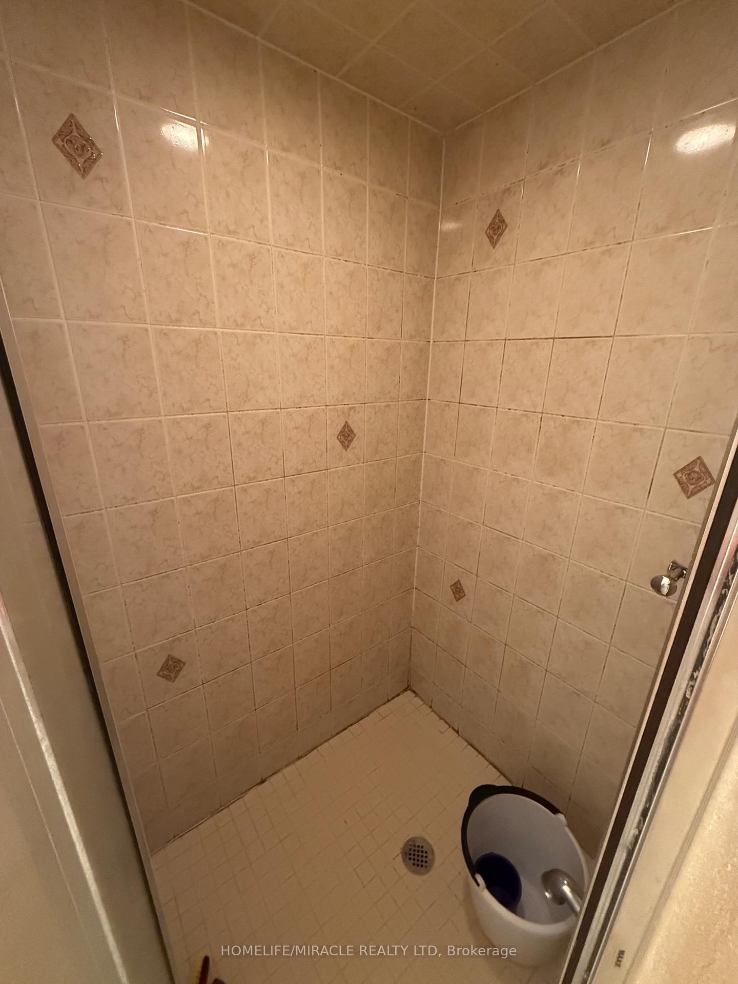 Photo 10 of 2251 Kwinter Road, Oakville, West Oak Trails — HOMEH