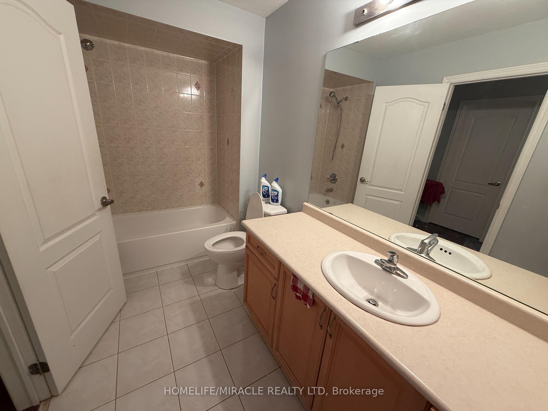 Photo 13 of 2251 Kwinter Road, Oakville, West Oak Trails — HOMEH